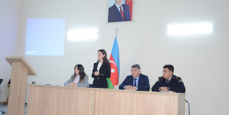 Saatlı rayonunda “Qohum nikahlar və erkən evliliklə bağlı qanunvericilikdə edilmiş dəyişikliklər” mövzusunda tədbir keçirilib